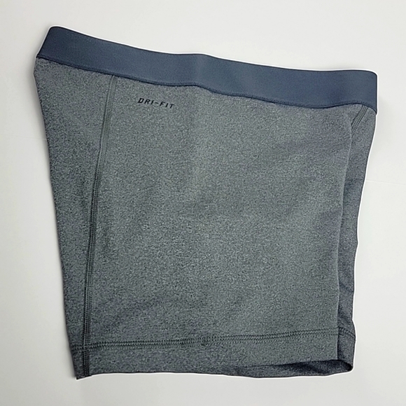 Women Nike Pro Shorts - Picture 7 of 7